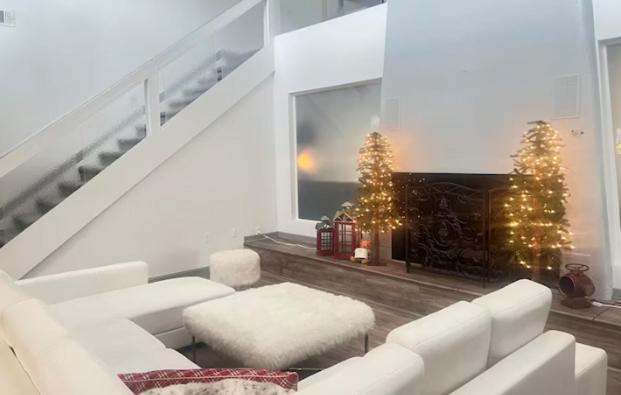 Vegas Luxury - Only Mins From The Vegas Strip!!! Holiday home Las Vegas