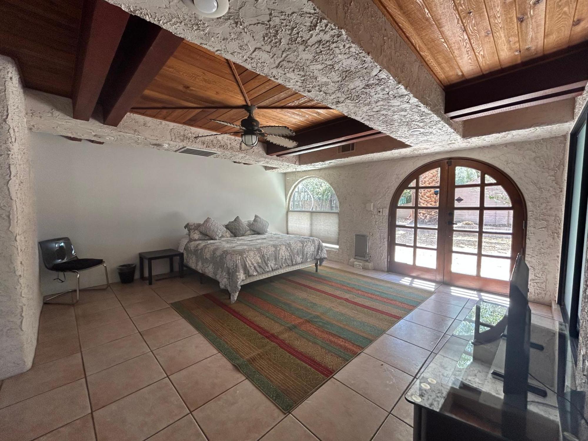 Holiday home Vegas Luxury - Only Mins From The Vegas Strip!!!